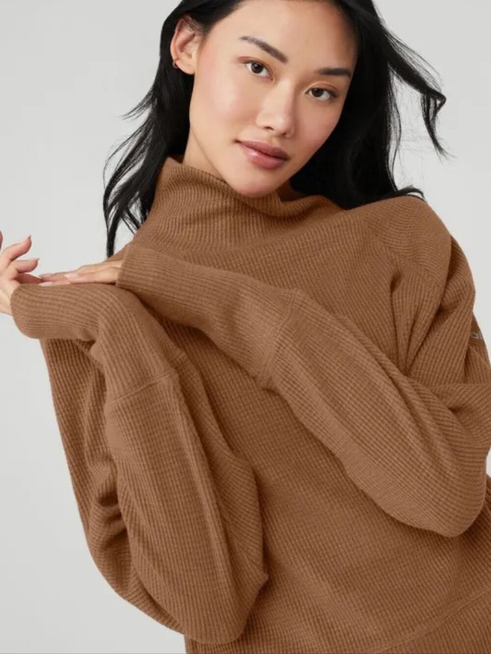 Alo Yoga Waffle Weekend Escape Mock Neck Long Sleeve in Cinnamon Brown sz SMALL - Picture 4 of 9